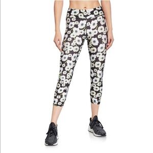 Terez Floral Noir Patterned Mid Rise Crop Performance Leggings